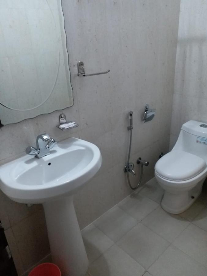 Hotel Abhinandan Inn Jaipur Bagian luar foto