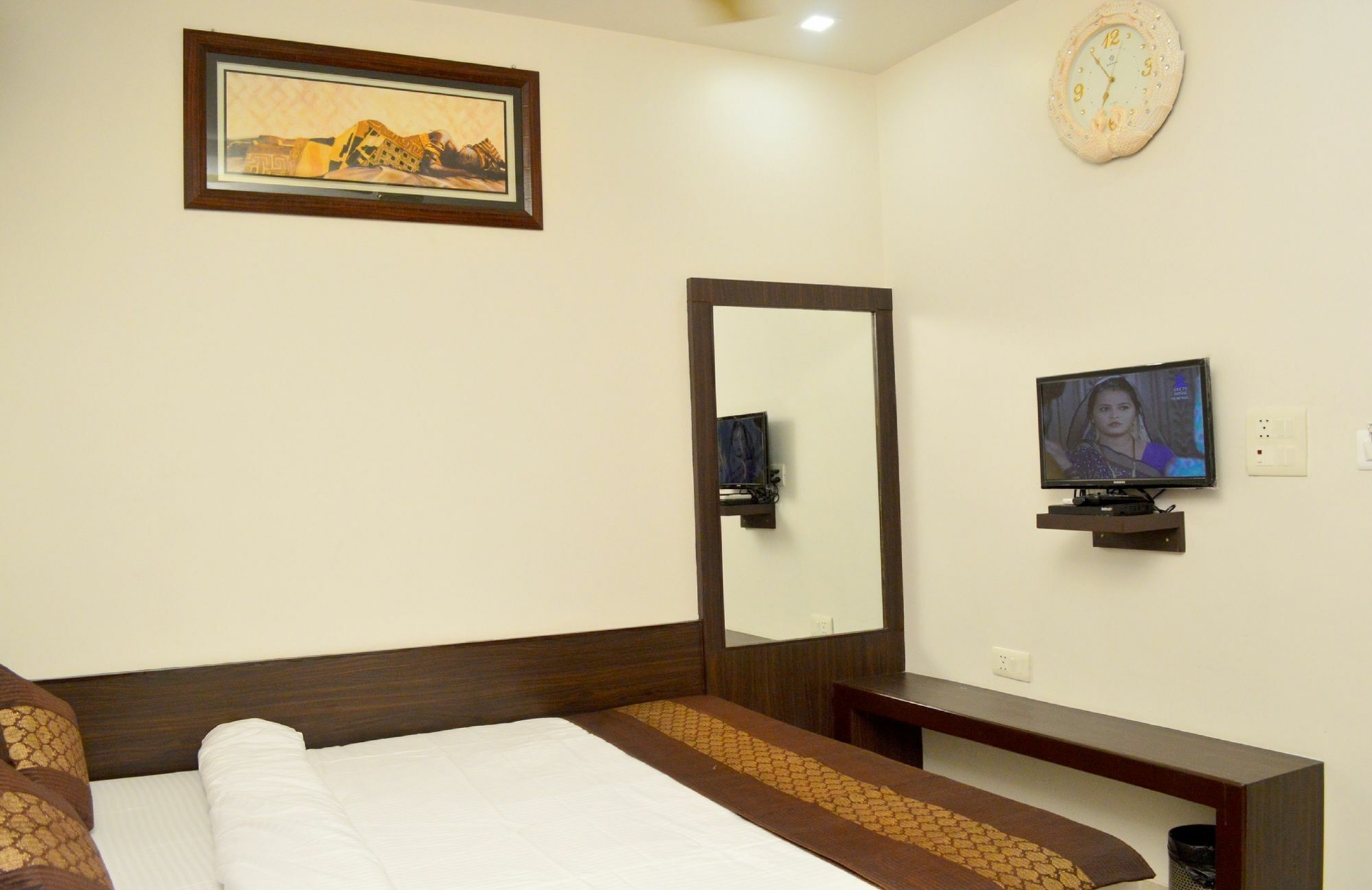 Hotel Abhinandan Inn Jaipur Bagian luar foto