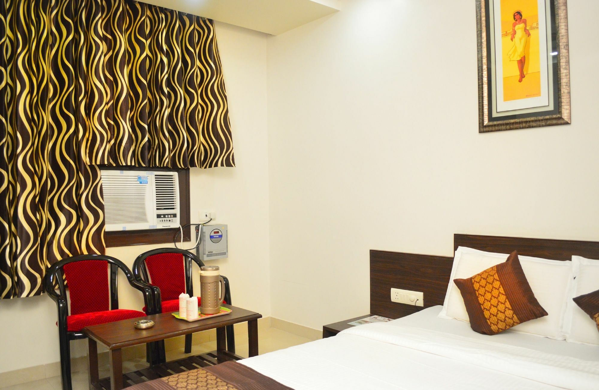 Hotel Abhinandan Inn Jaipur Bagian luar foto