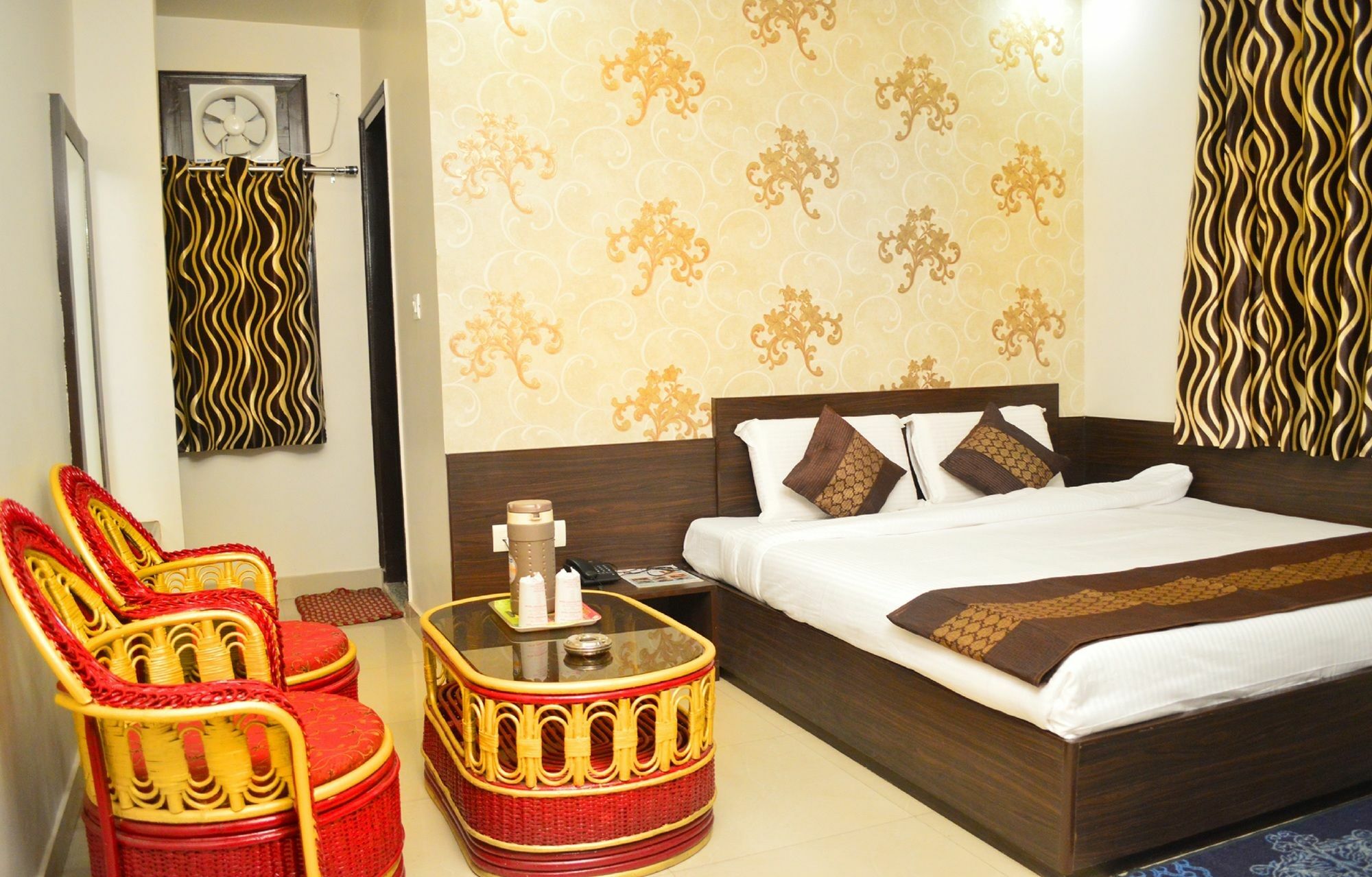 Hotel Abhinandan Inn Jaipur Bagian luar foto